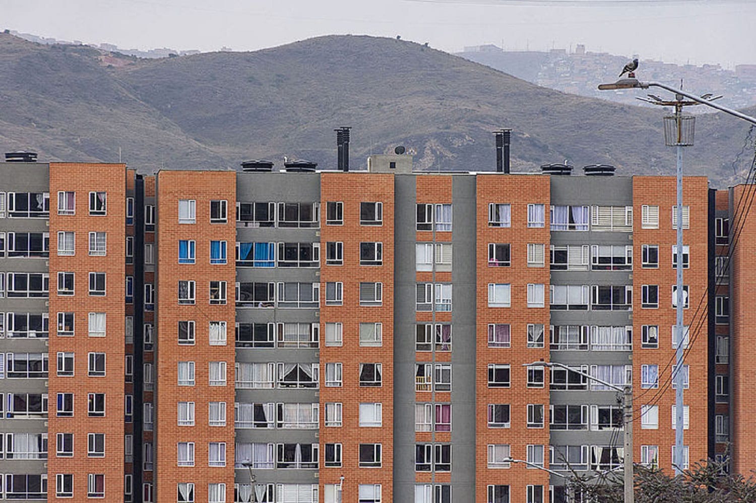 Colombia reduce su déficit de vivienda al 25,6 % y alcanza antes de lo previsto la meta nacional de mejoramiento habitacional